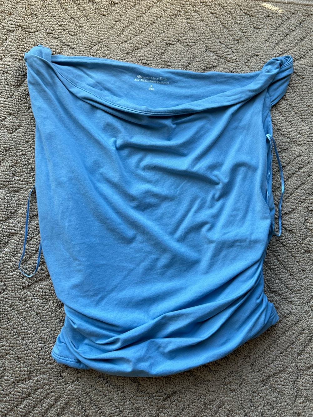 Abercrombie & Fitch Light Blue Off-Shoulder Sleep Top
